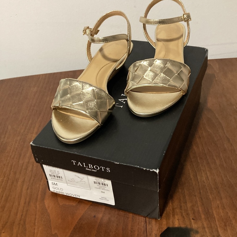 Talbots Capri gold woven sandals 5